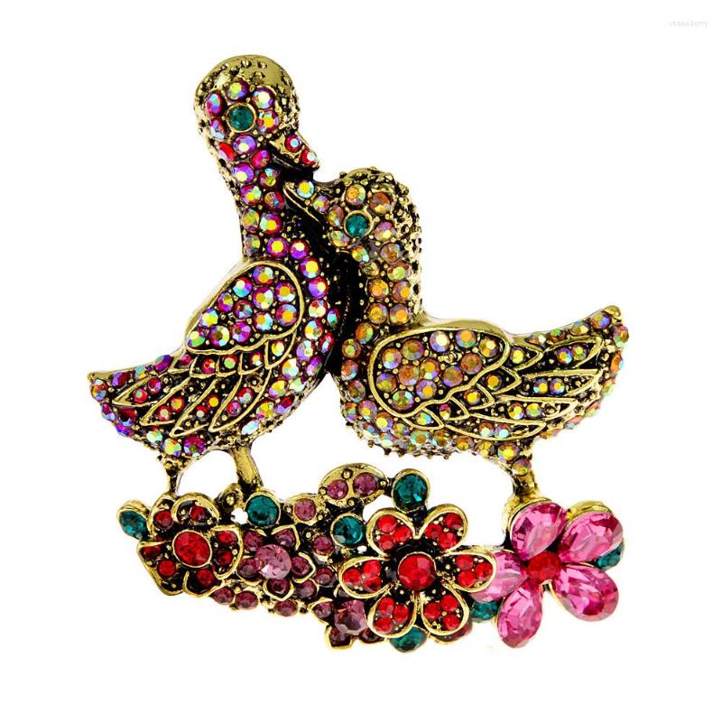 

Brooches CINDY XIANG Rhinestone Duck For Women Animal Pin 2 Colors Available Vintage Coat Accessories Alloy Material Good Gift