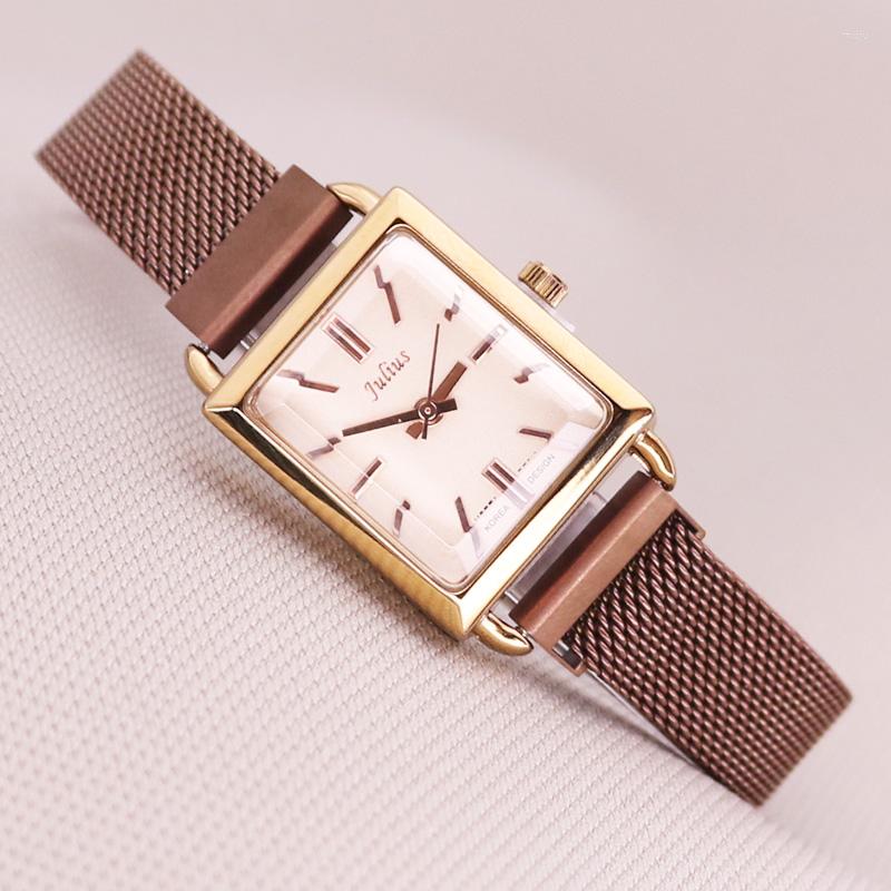 

Wristwatches MAGNETIC BUCKLE SIMPLE RETRO WOMEN'S WATCH JAPAN QUARTZ HOURS FINE FASHION STAINLESS STEEL BRACELET GIRL BIRTHDAY GIFT, Coffee