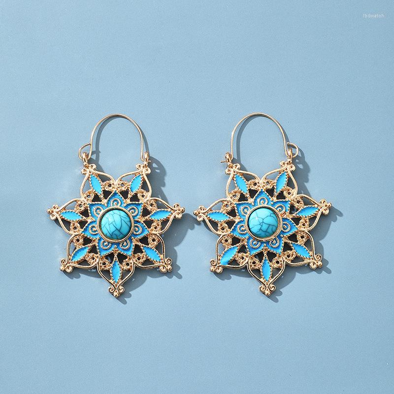 

Hoop Earrings Fashion Retro Hollow Flower Hook Earring Ethnic Lady Carved Ear Vintage Jewelry Kolczyki Gift