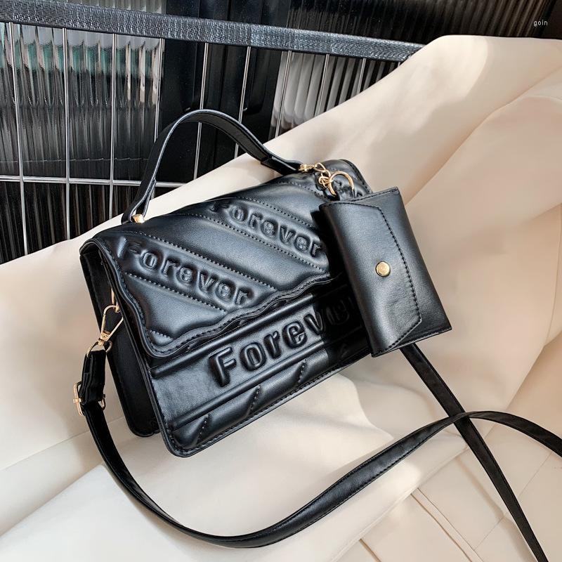 

Evening Bags Spring Solid Color Diamond Small Bag Fashion Trend Casual Shoulder Crossbody Women's Handbag, Black