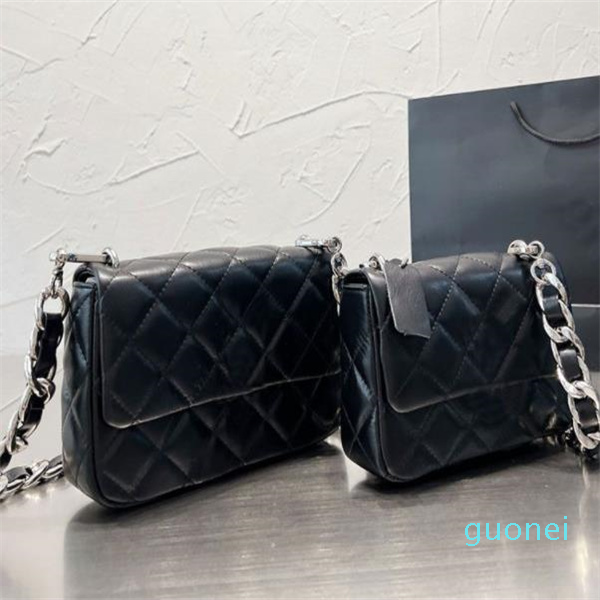 

2022 Handbag Underarm Hobo Shoulder bag Chains Women Cross Body Envelope bags Genuine leather Flip Handbag purse Super soft Fashion letters, Black