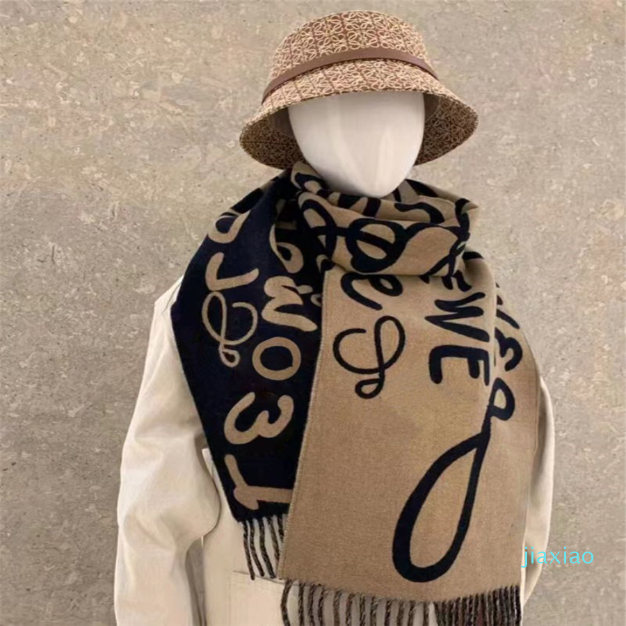 

Scarves Luxury Winter for Ladies and men Designer Letter Graffiti Style Mens High-end Scarf Fashion Women Wool Print tassels Shawls 30 X 180cm Above