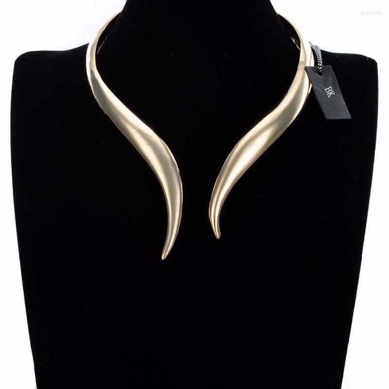 

Choker BK Vintage Clavicle Necklace For Women Multicolor Fashion Concise Shiny Gold Silver Punk Loop Collar Pendant Bib