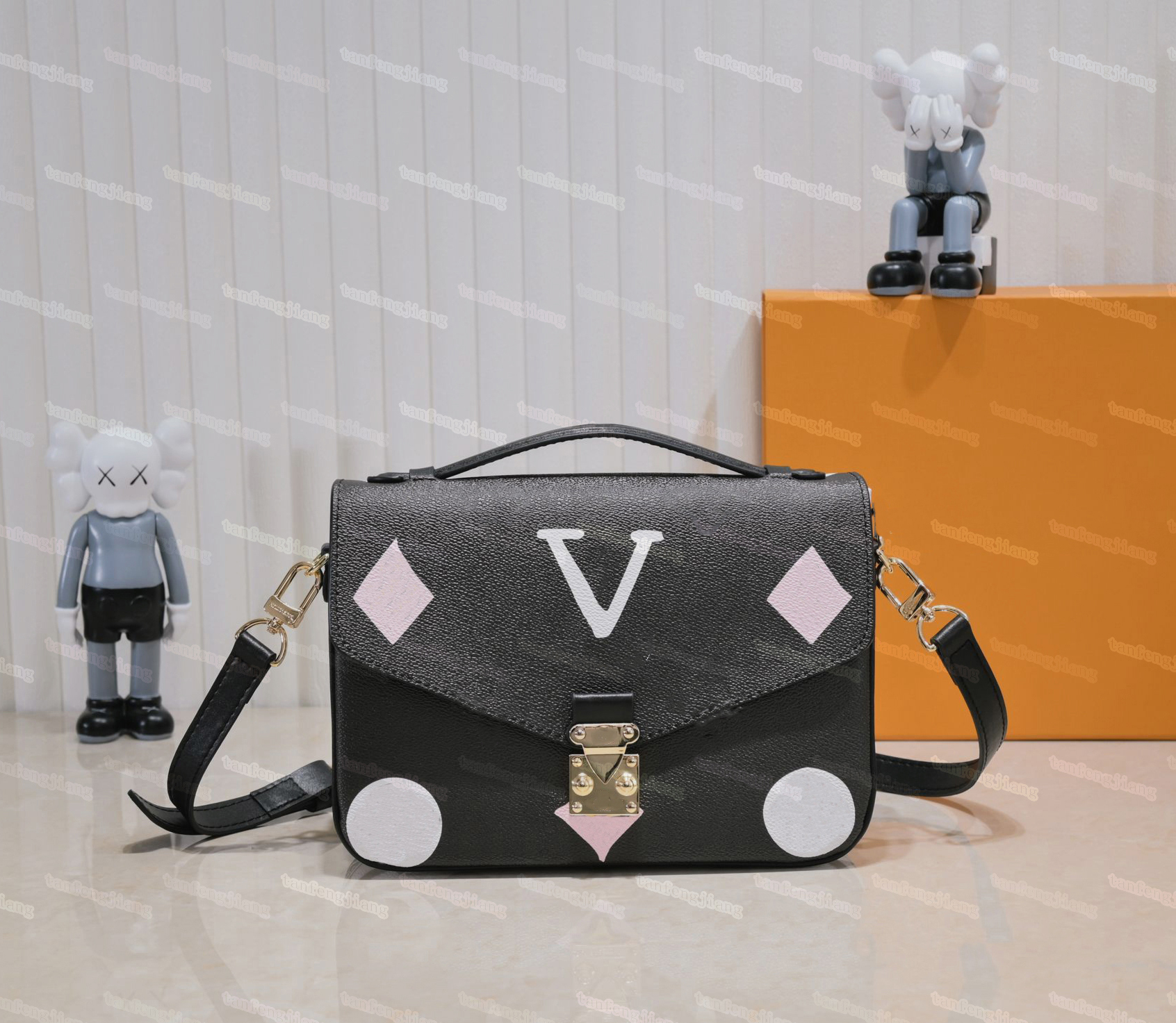 

Designer ladies handbag Shoulder Bags leather luxury one shoulder classic fashion inner compartment cover European and n style