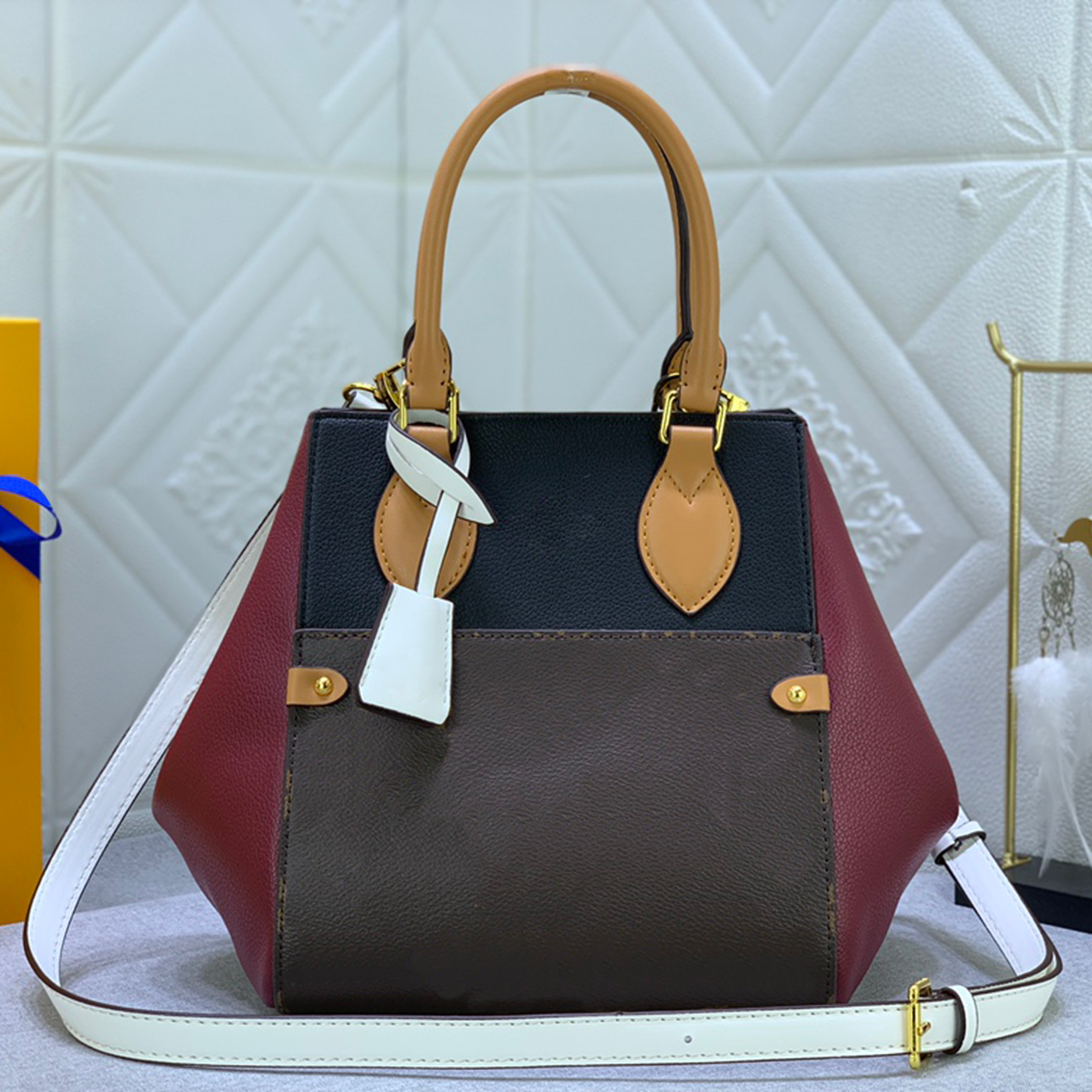 

Classic Flower Fold Tote Bag Women Designer Canvas Leather Handbags Hardware Magnetic Closure Wide Leather Strap Lady Large Capacity Shoulder Bags Purse