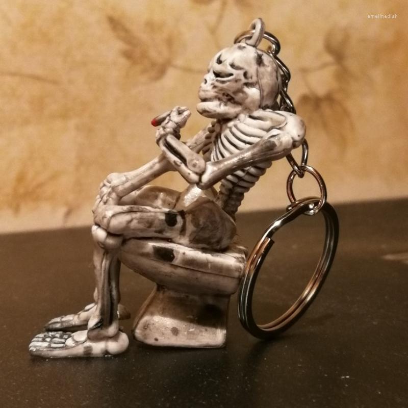 

Keychains Men Skull Keychain Pendant Toilet Crafts Ghost Key Ring Women Scary Halloween Spoof Gift Wholesale