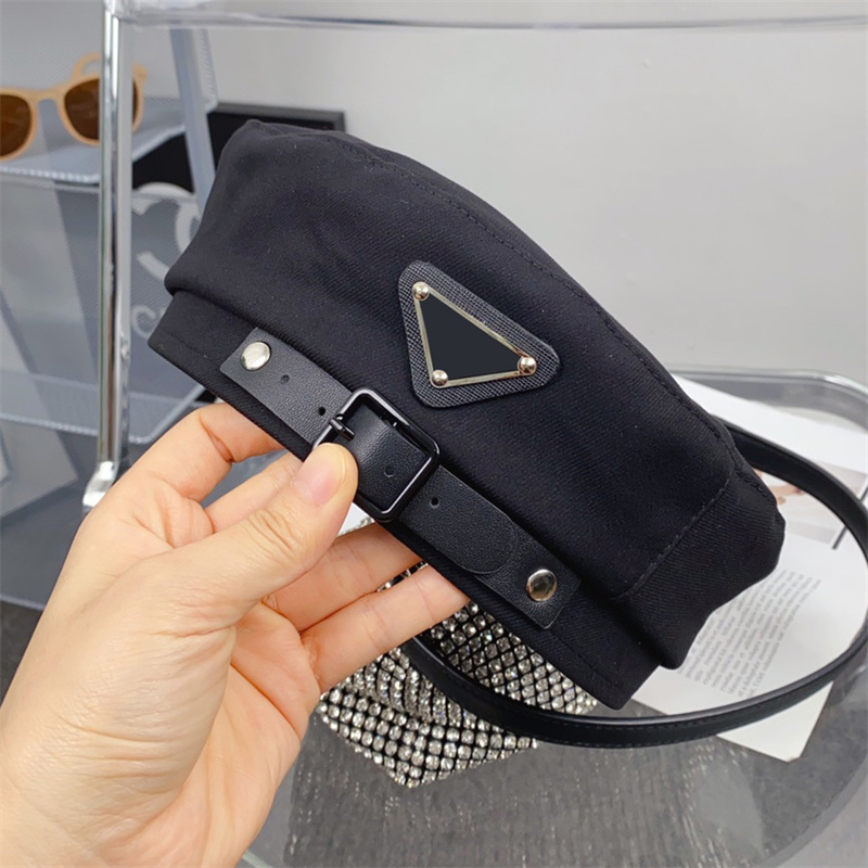 

Girls Luxury Beret Designer Street Hats Women Bucket Hat Luxury Woolen Warm Caps Woman Berets Unique Bonnets Triangle Fedora 22ss, Black