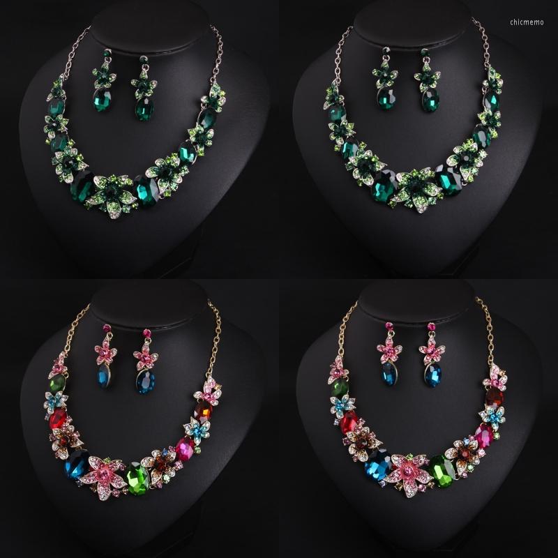 

Necklace Earrings Set Elegant Women Party Glitter Rhinestones Flower And Bride Wedding Jewelry Accessories, Picture shown
