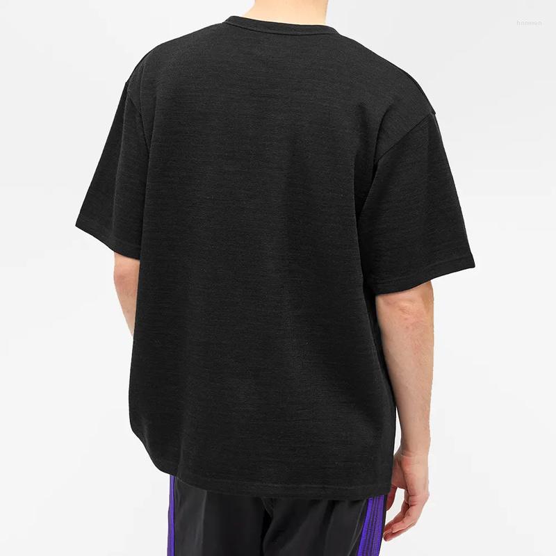 

Men' T Shirts Purple 22SS Hip-hop Butterfly Embroidered T-shirt Men Women Pockets Needles Tee Collar Tag AWGE Tops Short Sleeve