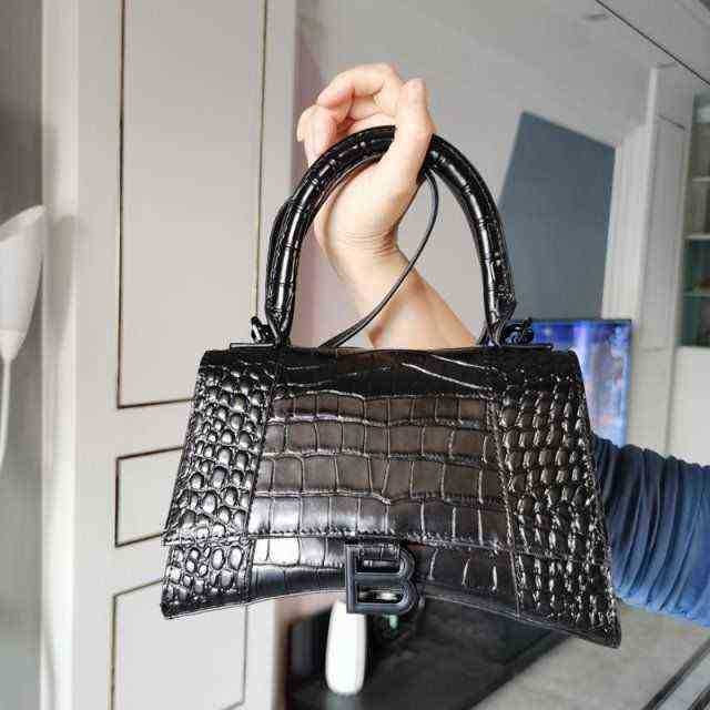 Designer Luxury Womens Bag Balencigas Handbag B-shaped Paris Single Shoulder Messenger Fashion Square Gift Shoulder Oblique Span Versatile Handheld