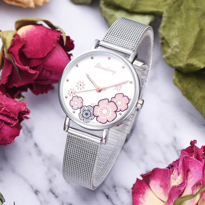 

Wristwatches Fashion Luxury Silver Rhinestone Flowers Dial Watch For Women Metal Ladies Bracelet Quartz Clock, Red
