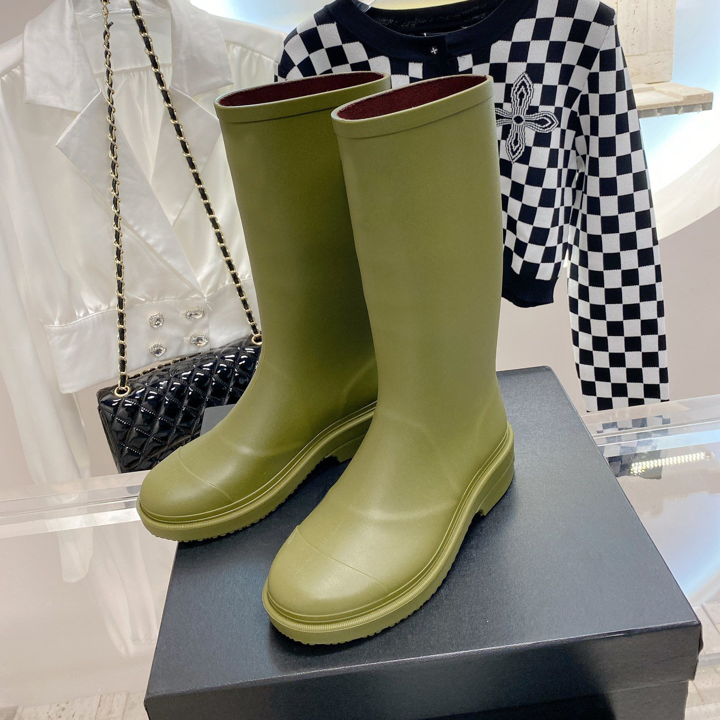 

Women's shoes luxury designer brand sneaker hot rain boots all go with thin quality material soft senior, As picture 1
