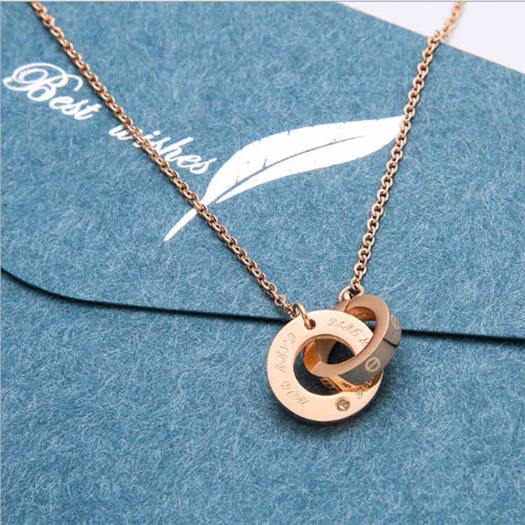 

5IBY Designer's original C-line pendant necklace