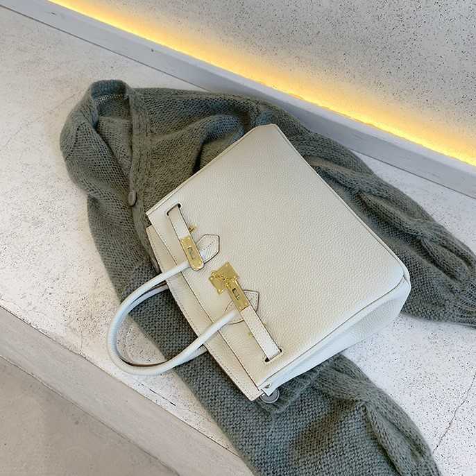 

h bag Fashion Handbags H ermese Birkins bag women 2022 new net red same large capacity milkshake white portable one shoulder trend, Black gold buckle (25cm)
