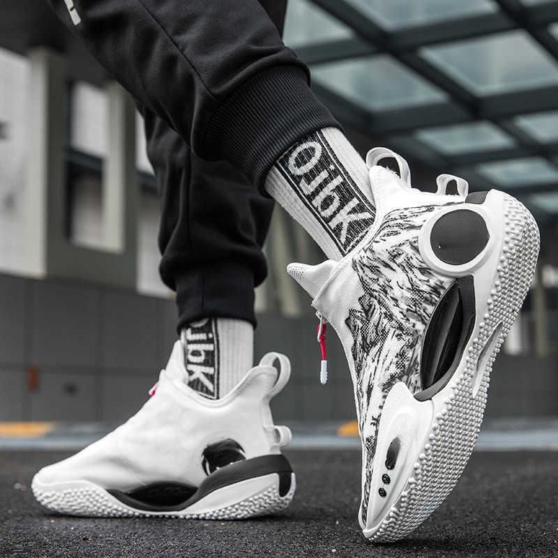

Dress New Wade Way Casual Dad Men's Flying Weaving Breathable Sneakers Basketball Shoes, Black and golden