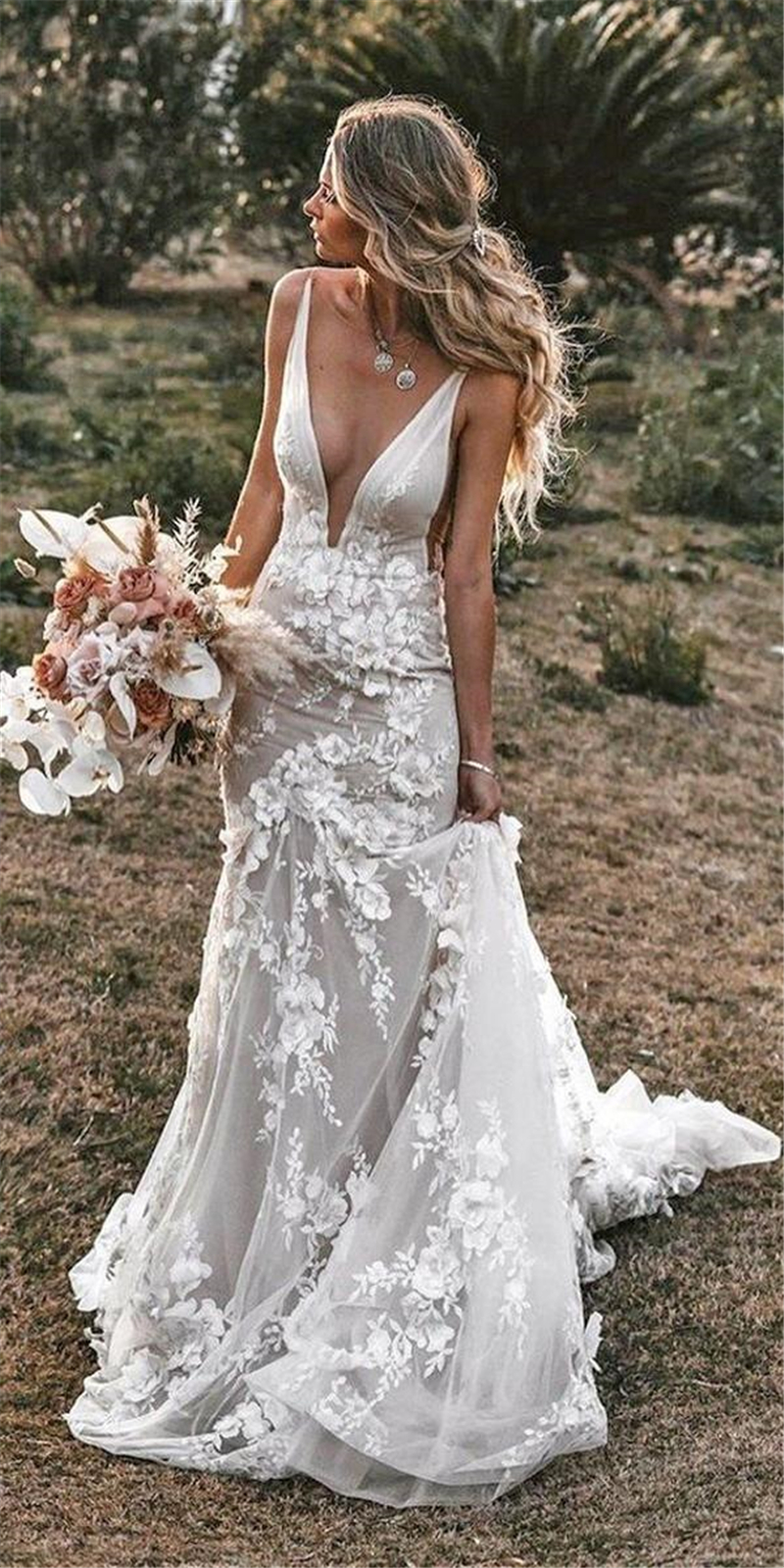 

Vintage Mermaid Spaghetti Wedding Dress V-neck Backless Lace Appliques 3D Flowers Country Bridal Gown Plus Size Custom Made, Purple