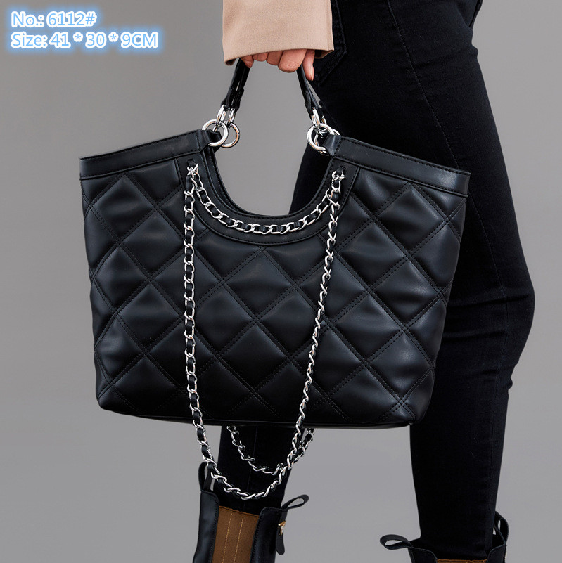 

Wholesale factory ladies shoulder bag street personality large leather handbag simple hundred-lift sewing backpack classic rhombus fashion handbags, Black-6112#