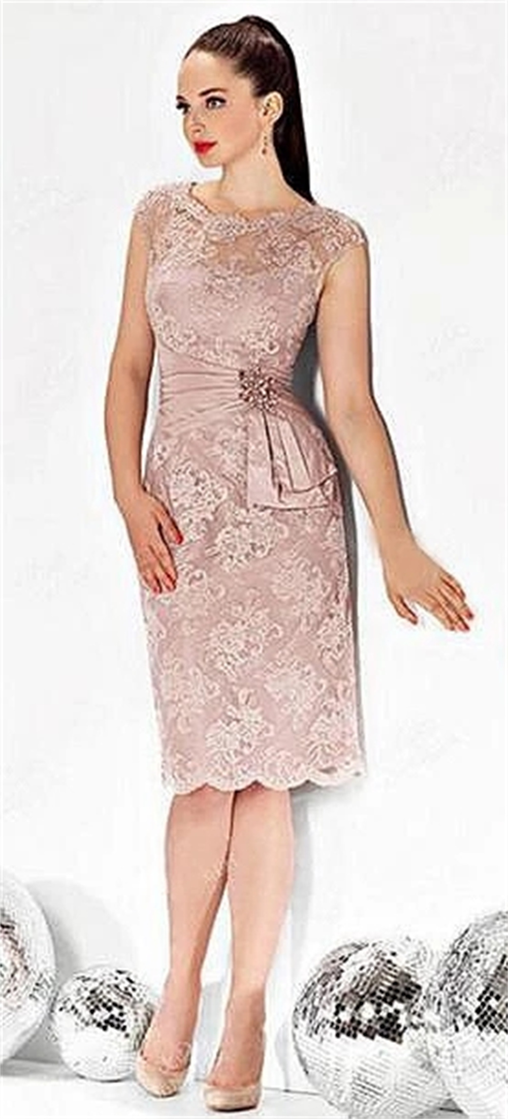 Robe de femme élégante mère de la mariée robes roses manches courtes couches de la longueur du genou avec perles 2022 Nouveau