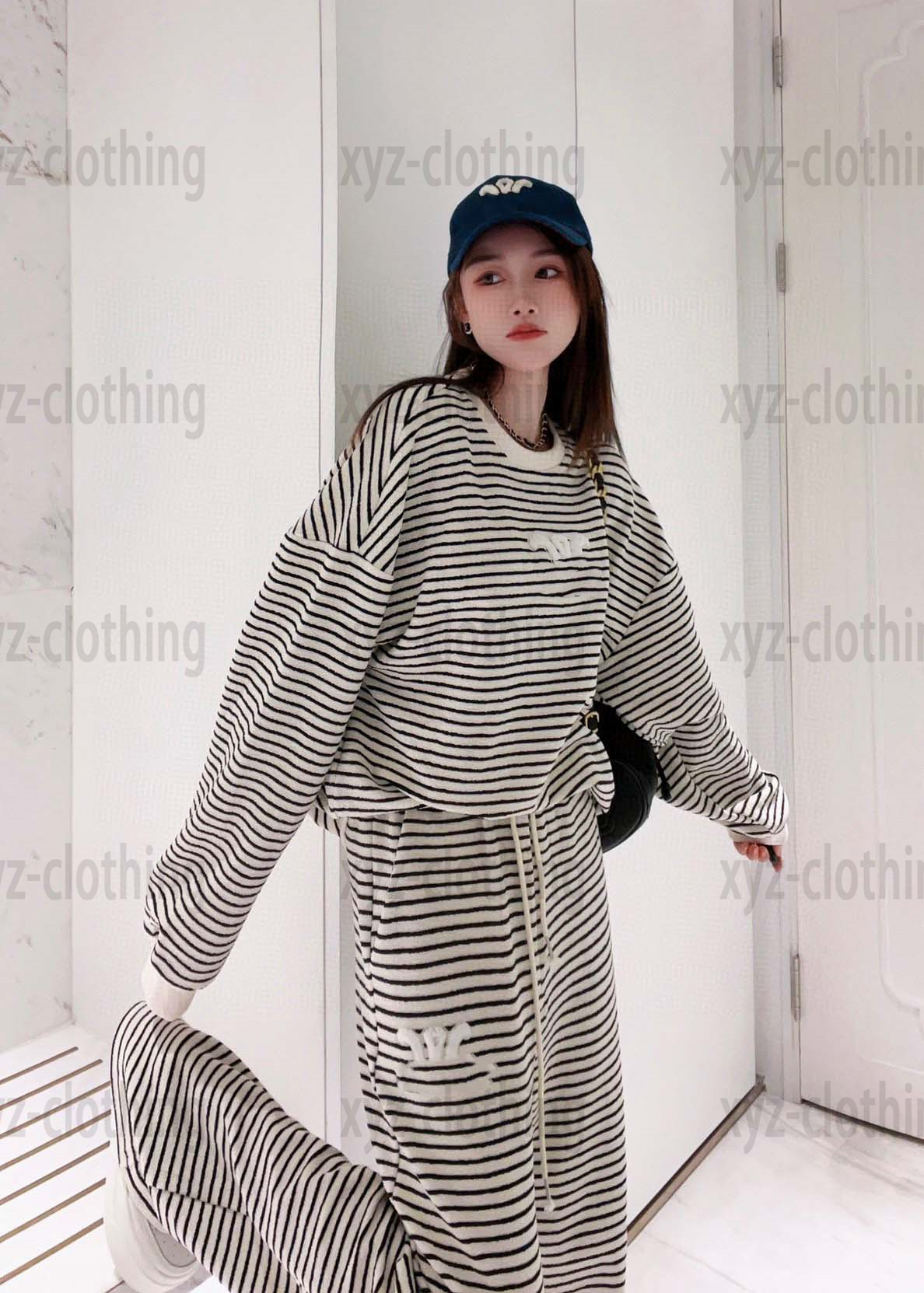2022 womens stripe sports pants sets dr designer pullover jackets high end girls tracksuits sweatshirts long trousers plus size women clothing