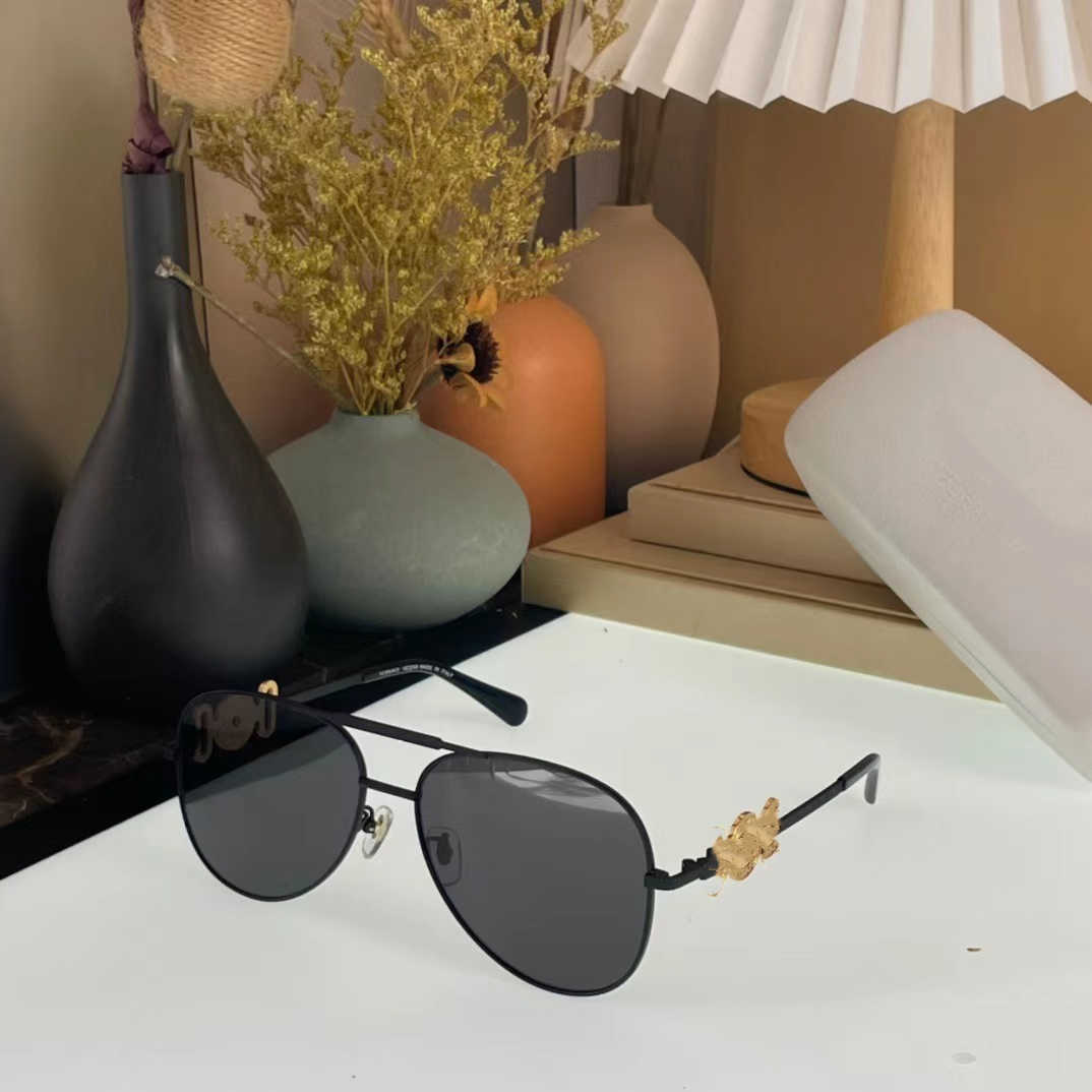 22SS VE2249 Lunettes de soleil de créateurs hommes Men de soleil Medusa Biggie 65-14-145