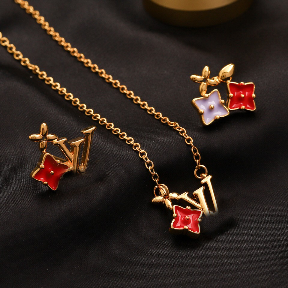 

Never Fading 18K Gold Plated Silver Plated Luxury Brand Designer Necklaces Earring Stainless Steel Letter Choker Pendant Necklace Chain Jewelry Accessories Gifts