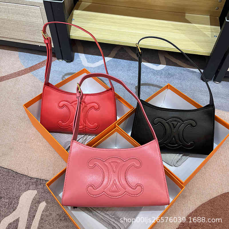 

Triumphal Arch armpit bag leather tofu for women 2022 spring and summer new one shoulder French stick portable, Pink - cowhide