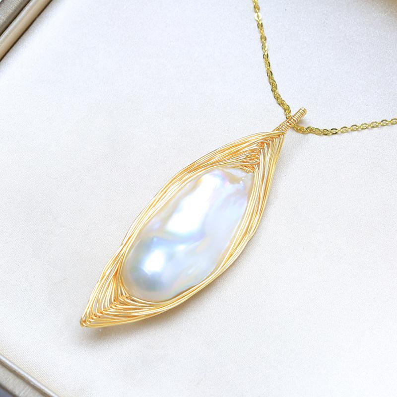 

Pendant Necklaces Biwa Pearl With 14Kgold-Filled Wire Leaf Design Handmade Baroque Jewelry Gifts