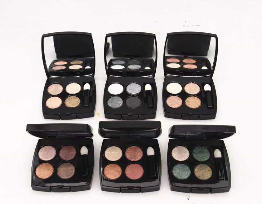 

New 4 Eye Shadow EFFETS MULTIPLES MULTI-EFFECT QUADRA EYESHADOW, Mixed color