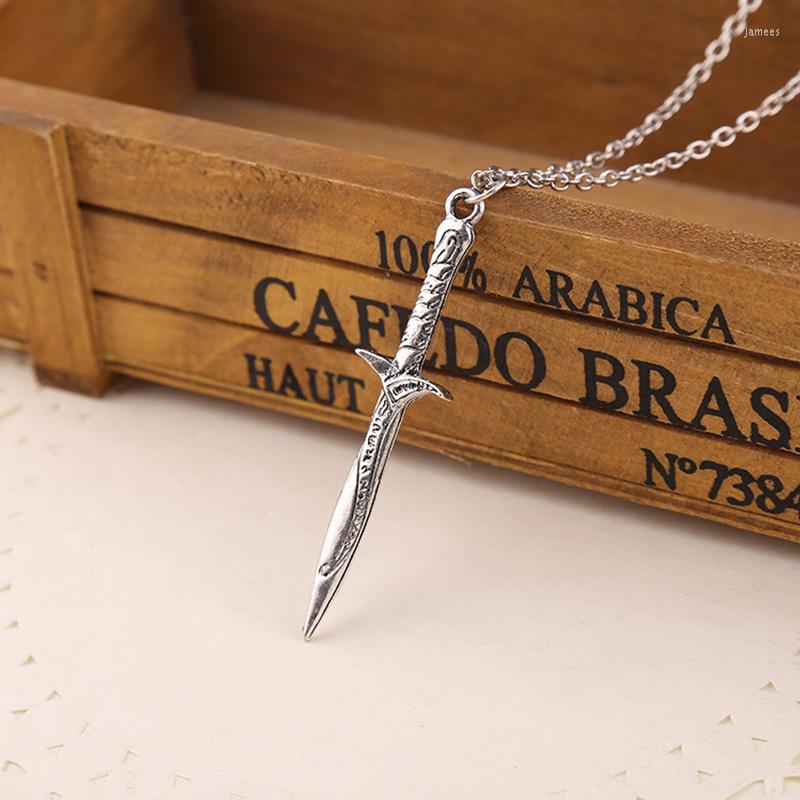 

Pendant Necklaces Gothic Jewelry Hip Hop Necklace For Women Silver Dagger Sword Gift Boyfriend Punk Accessories Wholesale