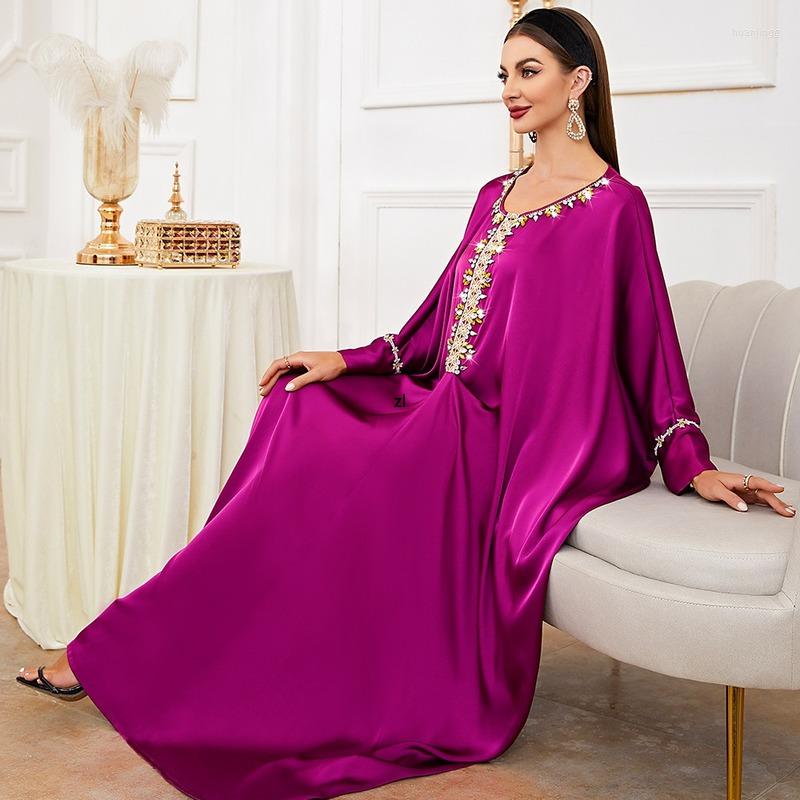 

Ethnic Clothing Eid Kaftan Batwing Abaya Dubai Turkey Arabic Muslim Long Dress Rose Red Hand-Drilled Cape Islam African Dresses For Women