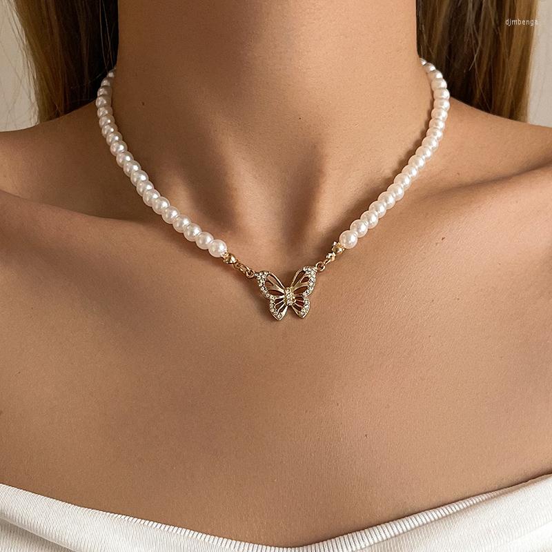 

Choker Korean Crystal Butterfly Necklaces For Women Artificial Pearl Chain Ladies Fashion Elegant Party Jewelry Gift