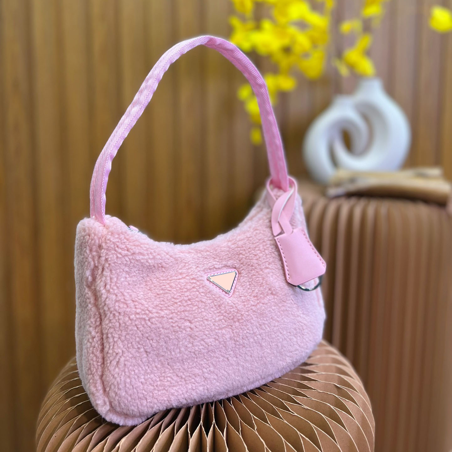 

Cosmetic Bags Cases Bag Designer Wallet Soft Fur Tote Purses Luxury Handbags for Women Girls Underarm Shoulder Bags Phone Coin Purse Furry Satchel Letter Print, Blue