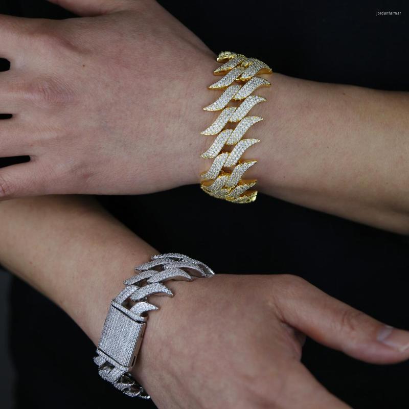 

Link Bracelets 2022 Arrive Men's Spiked Cuban Bracelet Iced Out Bling 5A Cubic Zirconia Paved Hip Hop Fashion 30MM Chain Jewelry