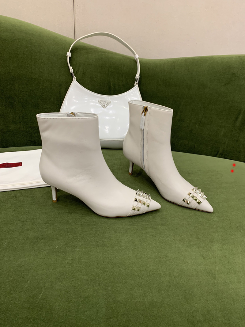 

Fashion Ladies Ribbon Decorated Leathers Martin Boot Women Embroidered Leather Band Ankle Boots Top Designer Luxury woman Winter box Shoes size 35-40 -L0018, Picture color