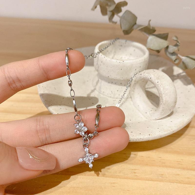 

Choker Cold Wind Crystal Cross Flower Necklace Female Net Celebrity Niche Design Clavicle Chain Trendy Jewelry For Women Wholesale