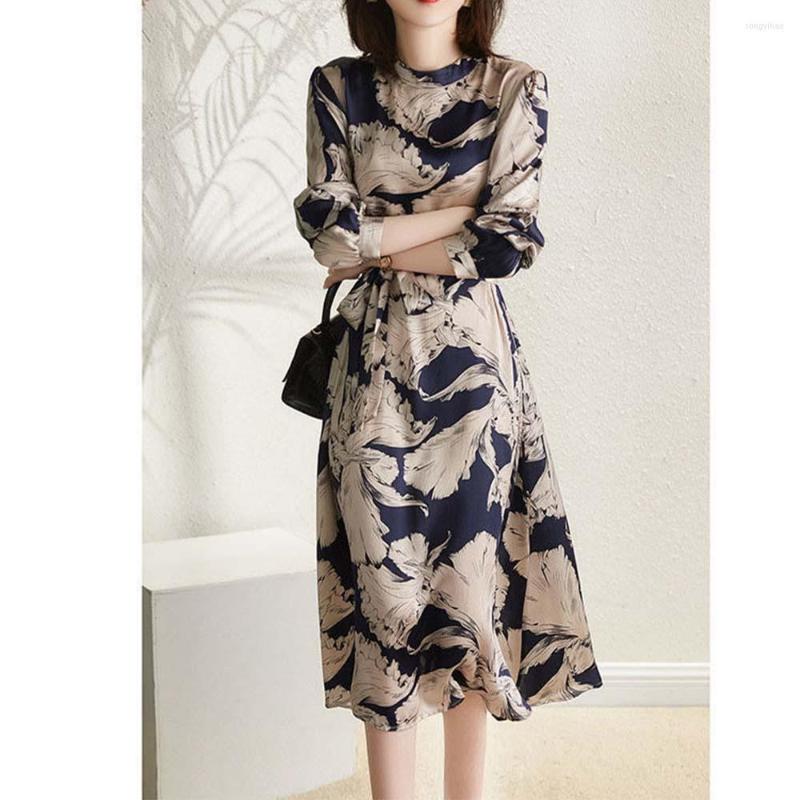 

Casual Dresses Retro Women Floral Print A-Line Party Dress Spring Autumn Fashion O-neck Three Quarter Sleeve Maxi Lady Patchwork, One color