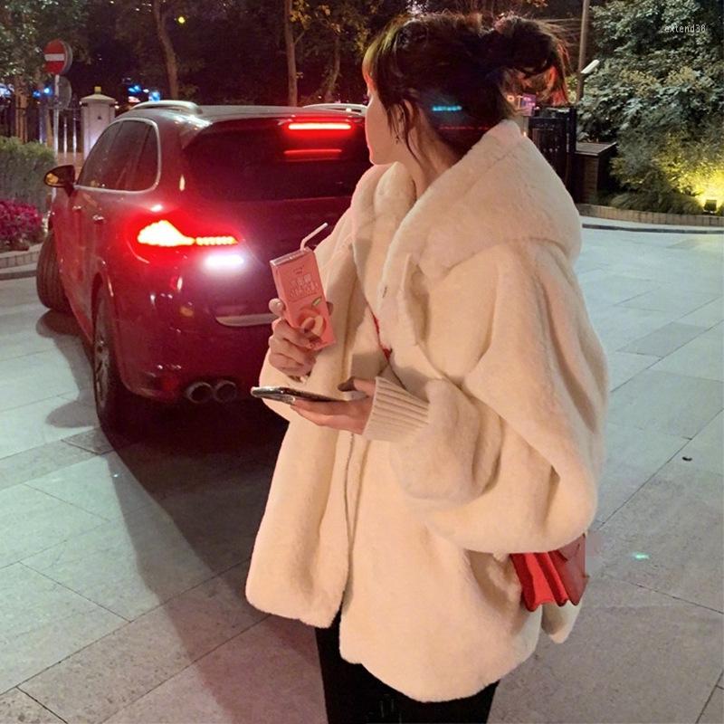 

Women' Fur Coat Fall Winter Loose Hooded Plush Jacket Imitation White Zipper Cardigan Luxurious Elegant Party Coats