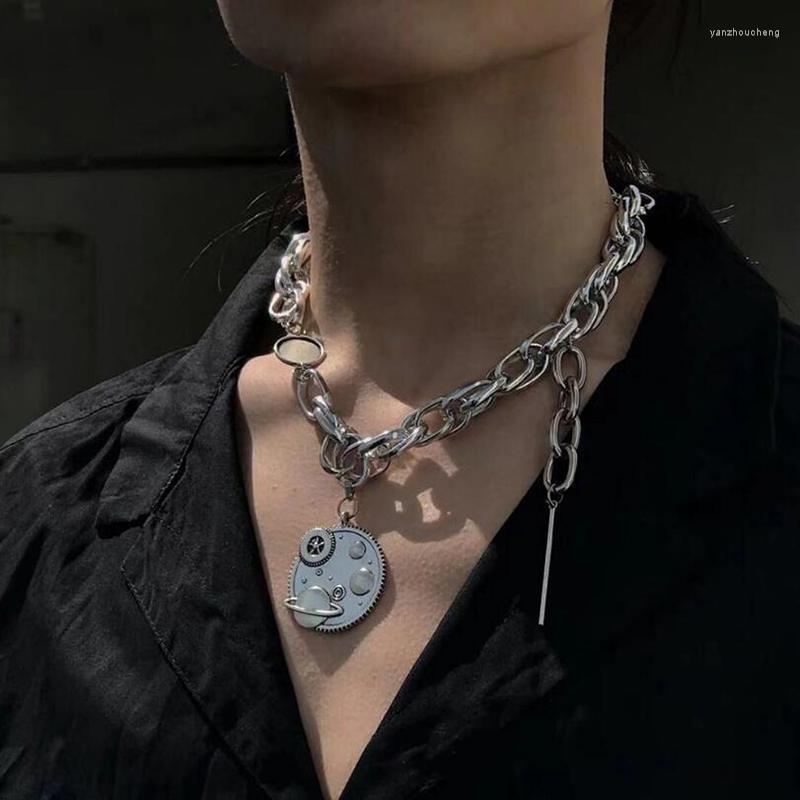 

Choker Amaiyllis Punk Big Link Chain Necklace For Women Universe Earth Pendant Collar Large Clavicle Colliers