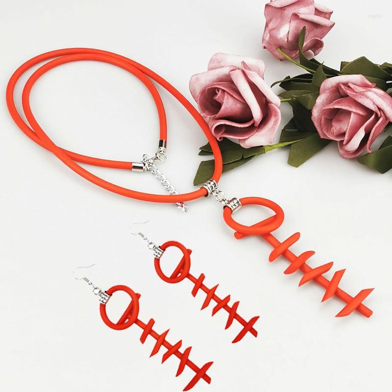 

Choker UKEBAY Pendant Necklaces For Women Gothic Jewelry Strange Design Long Necklace Rubber Jewellery Key Shape Party Accessories