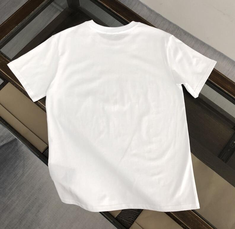 

Fashion Mens T-Shirts Women Designers T Shirts Tees Apparel Tops Man Casual Chest Letter Shirt Luxurys Clothing Street Shorts Sleeve Clothes Tshirts S-3XL/4XL/5XL SW1P
