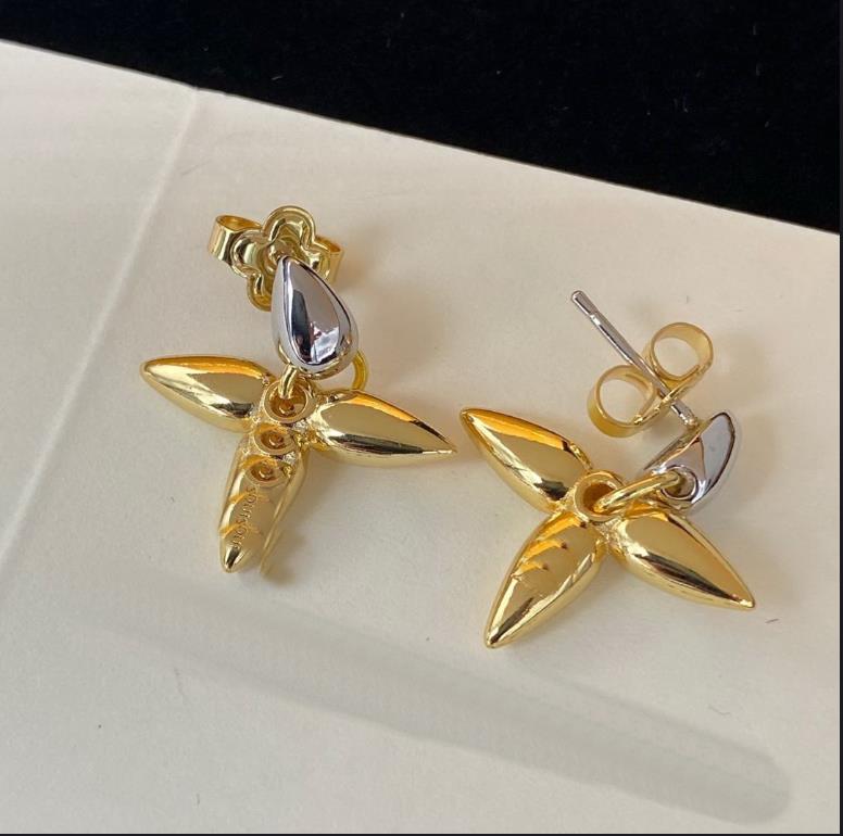 

Fashion Women Dangle Earring hoop new Leaf Flower V letters Pendant with logo shiny non-fading ladies Chandelier Earrings Designer Jewelry 0wv12