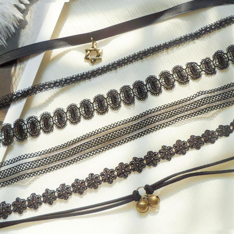 

Choker European And American Sexy Black Lace Necklace Gothic Collar Short Clavicle Chain Neck Punk Jewelry Wholesale