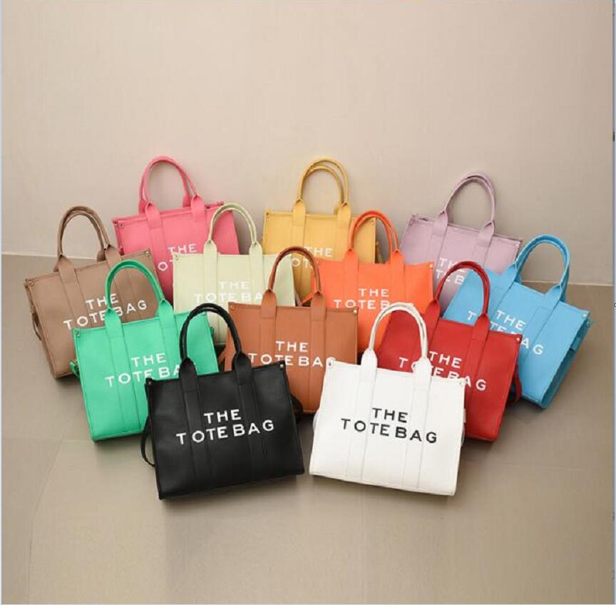 

2022 Shoulder Bags Luxury Designer Fashion Women CrossBody Clutch Handbags Clutch Totes purse Classic Tote big shopping bag 2022 ladies wallets Handbag, Red
