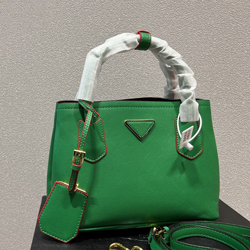 

Handbags Fashion Shoulder Bag Large Capacity Women Tote Bags Leather Quilting Thread Crossbody Purse Gold Hardware Removable Strap Holiday Travel Handbag, Black