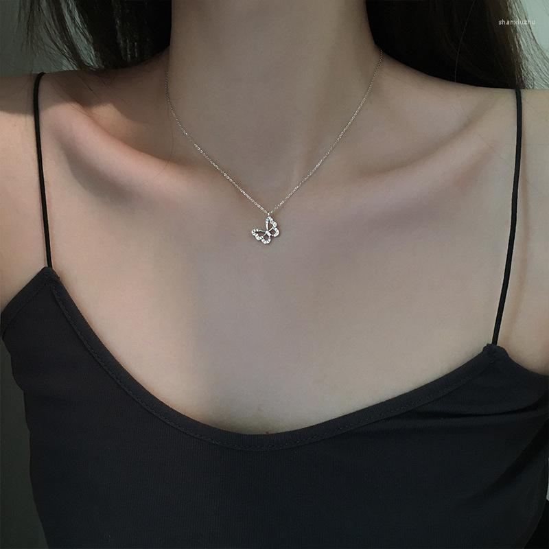 

Chains Silver Color Zircon Butterfly Charm Pendant Choker Korean Necklace For Women Wedding Jewelry Dz743