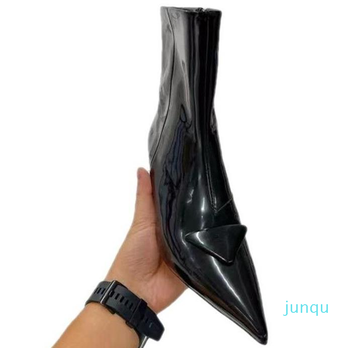 

designers Boots sheepskin sole leather with heel 6 cm Fashion Designer Boot Women 2022 thigh highs boot australia martin Boot Brand Love Arrow Medal