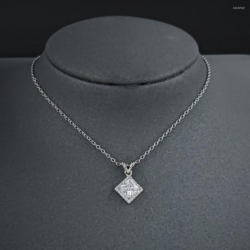 

Pendant Necklaces 2022 Luxury Princess Silver Color On The Neck For Women Anniversary Gift Jewelry Wholesale X6829