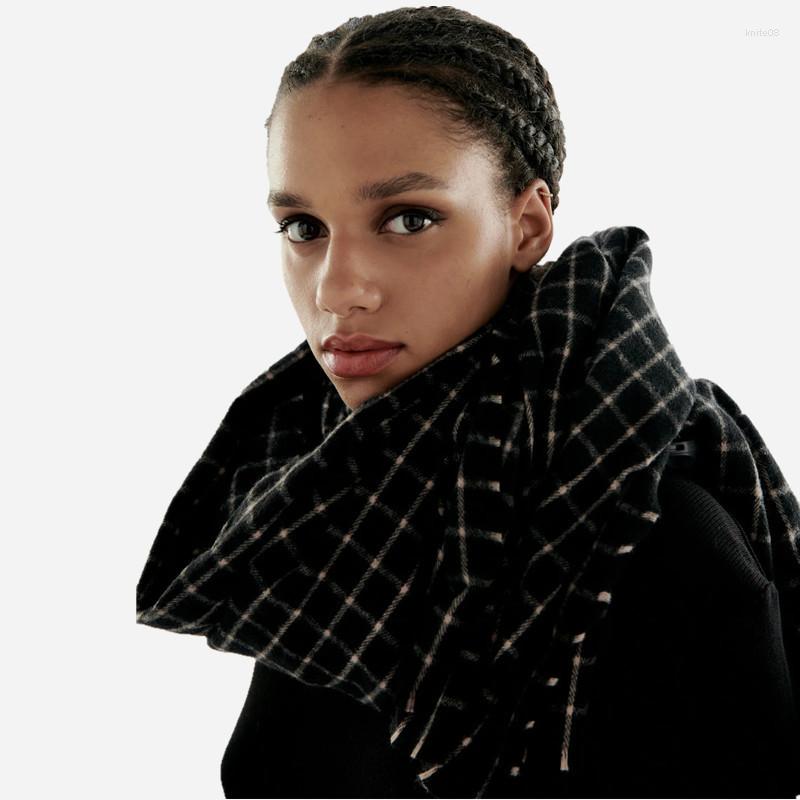 

Scarves 2022 Autumn Winter Woman Black Small Plaid Scarf Shawl Warm