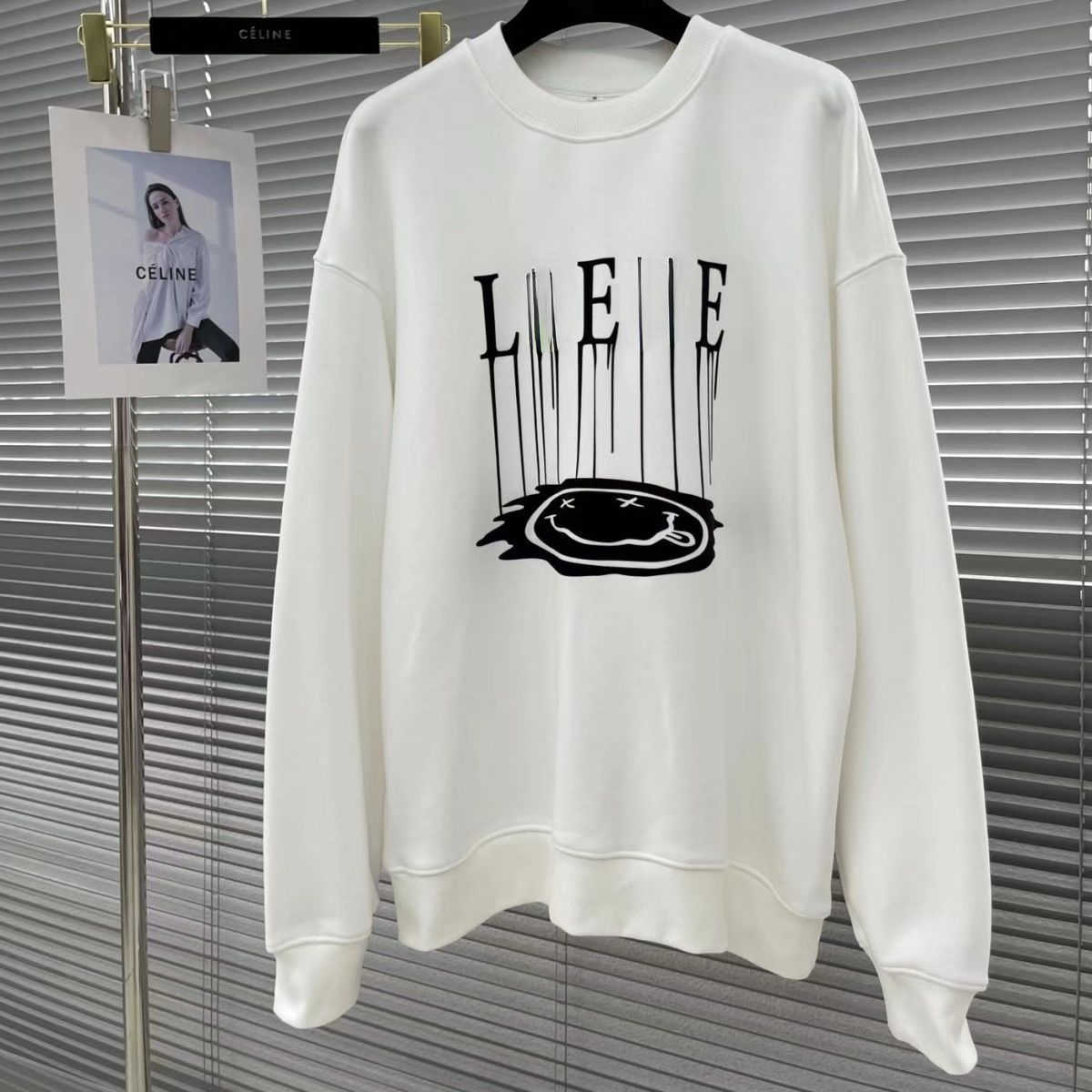 

Luxury low designer sweater mens sweatshirt pullover hoodie men women long sleeved tshirt casual loose sweat shirt, White