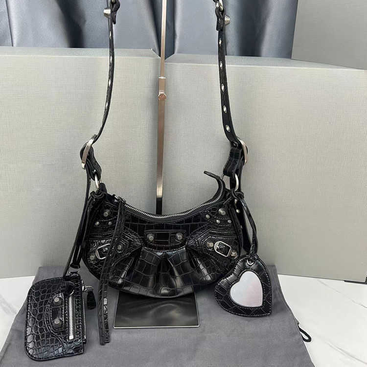 

AHer Max Classic Balenicass leather lecagole motorcycle bag 2023 summer new cagole rivet crocodile pattern three in one month tooth armpit diagonal cross women's, Black